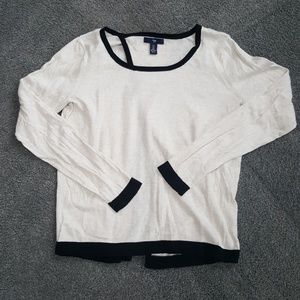 **3 for $15** Gap Sweater